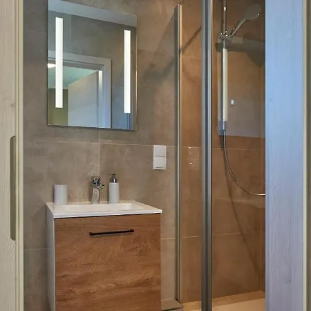 Restaurant Lindenhof ホテル Biblis