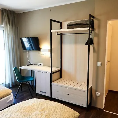 Restaurant Lindenhof ホテル Biblis