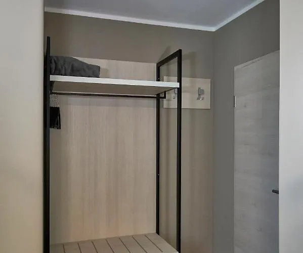 Hotel Restaurant Lindenhof 3*